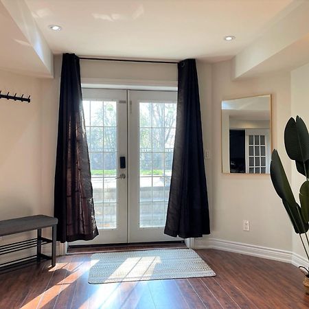 Cozy Lovely Ravine Facing Suite. Μισισάουγκα Εξωτερικό φωτογραφία