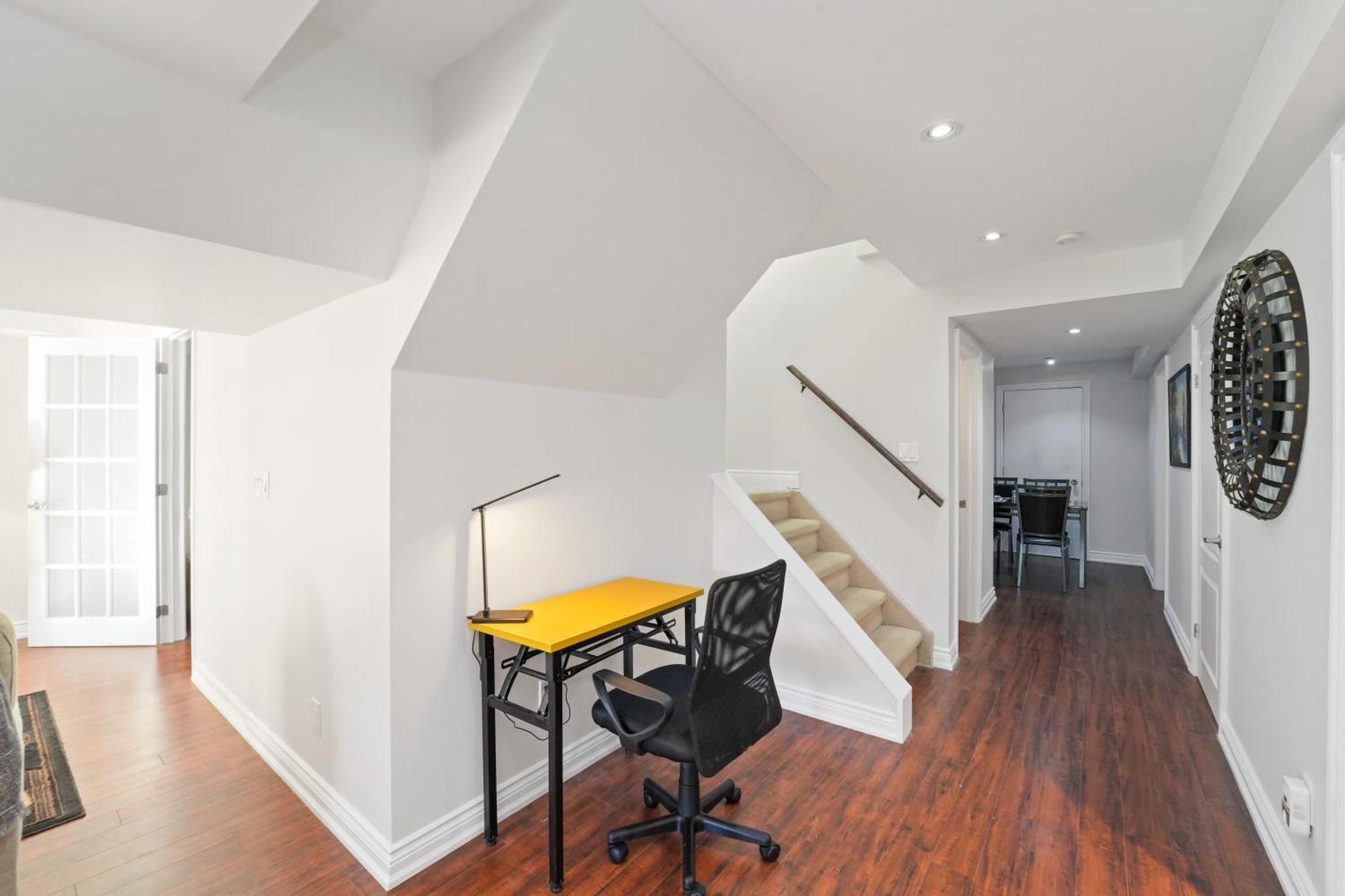 Cozy Lovely Ravine Facing Suite. Μισισάουγκα Εξωτερικό φωτογραφία