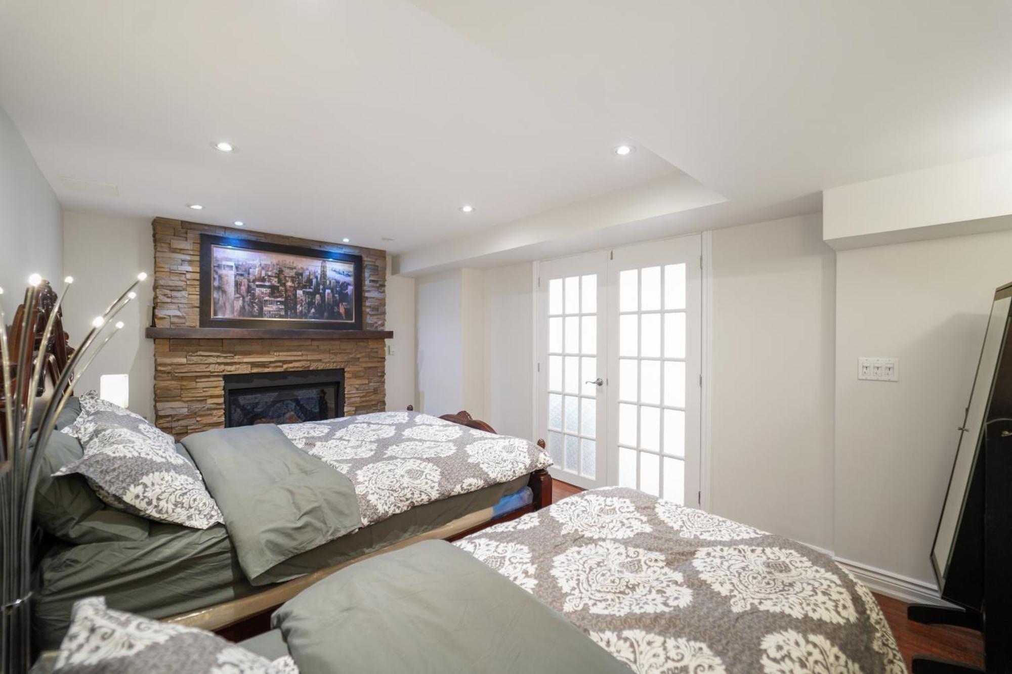Cozy Lovely Ravine Facing Suite. Μισισάουγκα Εξωτερικό φωτογραφία